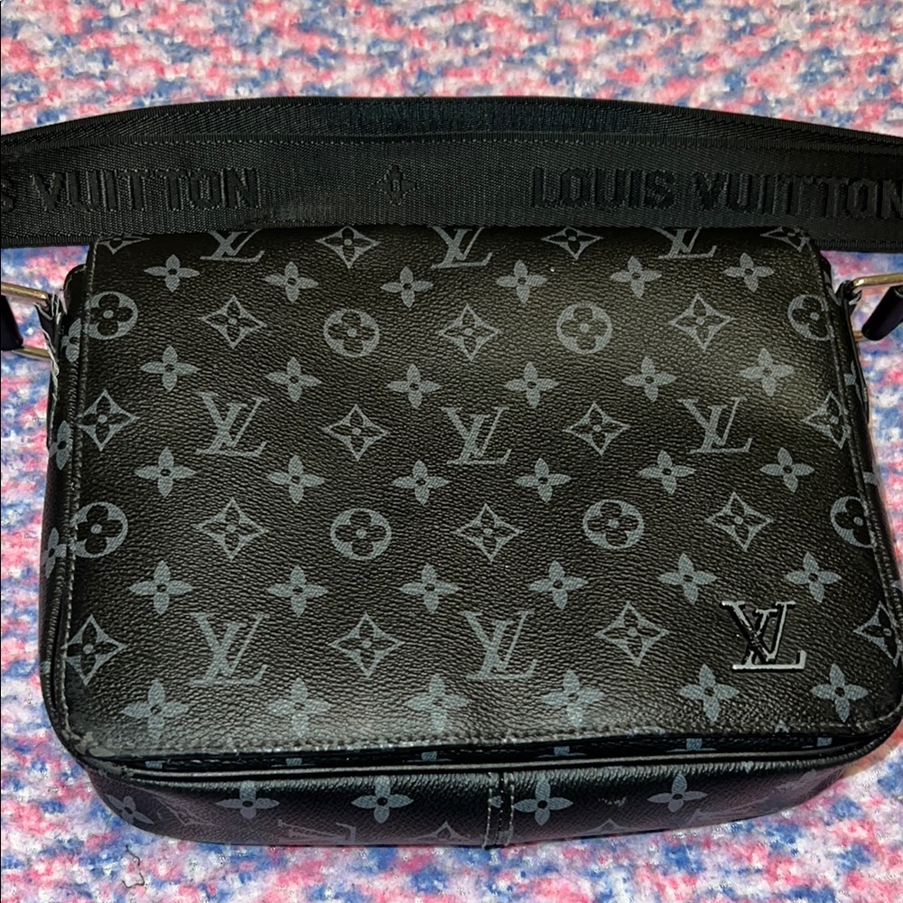 Louis Vuitton Black Monogram Messenger Bag